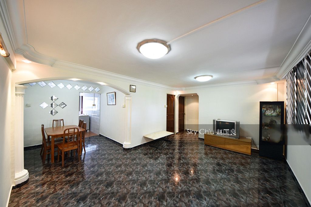 Hougang Avenue 8 thumbnail photo